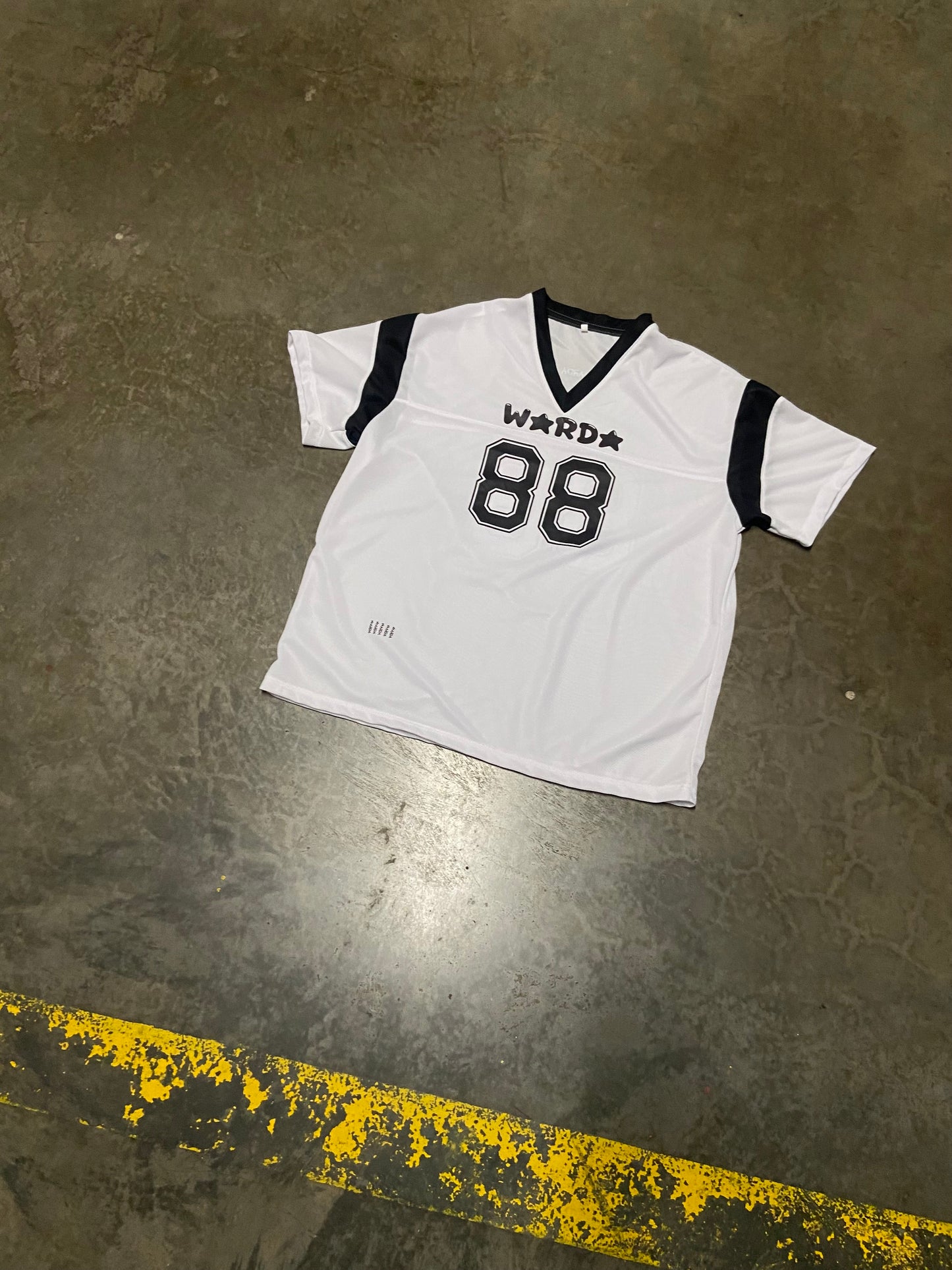 WARDA WHITE 88 JERSEY